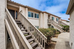 , 901 Caminito Madrigal, Carlsbad, CA 92011 - 21