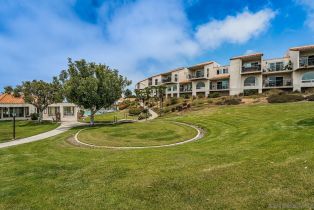 , 901 Caminito Madrigal, Carlsbad, CA 92011 - 23