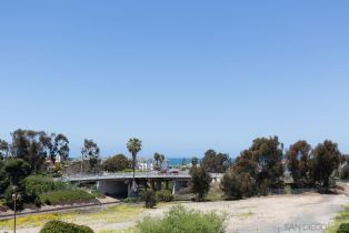 , 2579 State st, Carlsbad, CA 92008 - 22