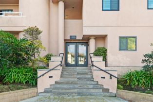 Condominium, 1115 Pearl St, La Jolla, CA  La Jolla, CA 92037