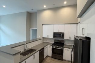 Condominium, 355 Cleveland st, Oceanside, CA 92054 - 5