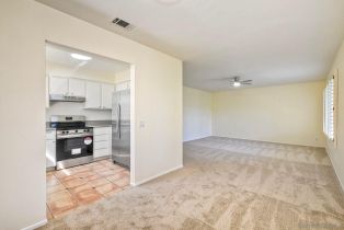 Condominium, 4384 Albatross way, Oceanside, CA 92057 - 2