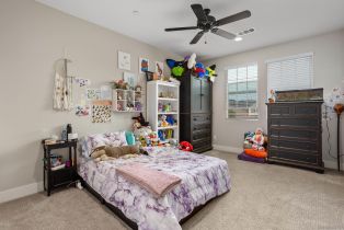 Single Family Residence, 303 Ventasso way, Fallbrook, CA 92028 - 24