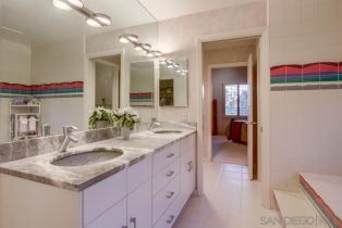 Single Family Residence, 15943 Ranch Hollow rd, Poway, CA 92064 - 35