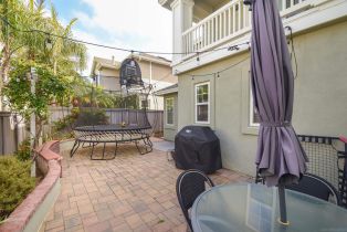 Single Family Residence, 7052 Whitewater, Carlsbad, CA 92011 - 32