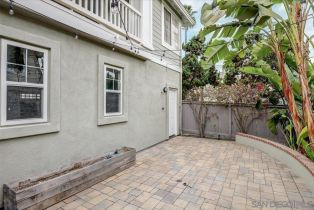 Single Family Residence, 7052 Whitewater, Carlsbad, CA 92011 - 33