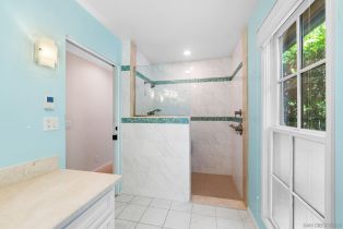 Single Family Residence, 7330 Brodiaea way, La Jolla, CA 92037 - 14