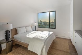 Single Family Residence, 521 Rios ave, Solana Beach, CA 92075 - 47