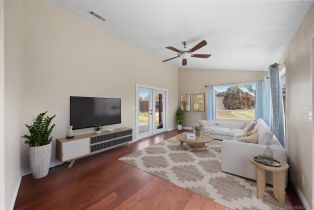 Single Family Residence, 31250 Comotilo ct, Temecula, CA 92592 - 3