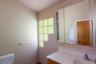 Single Family Residence, 526 Saxony rd, Encinitas, CA 92024 - 57