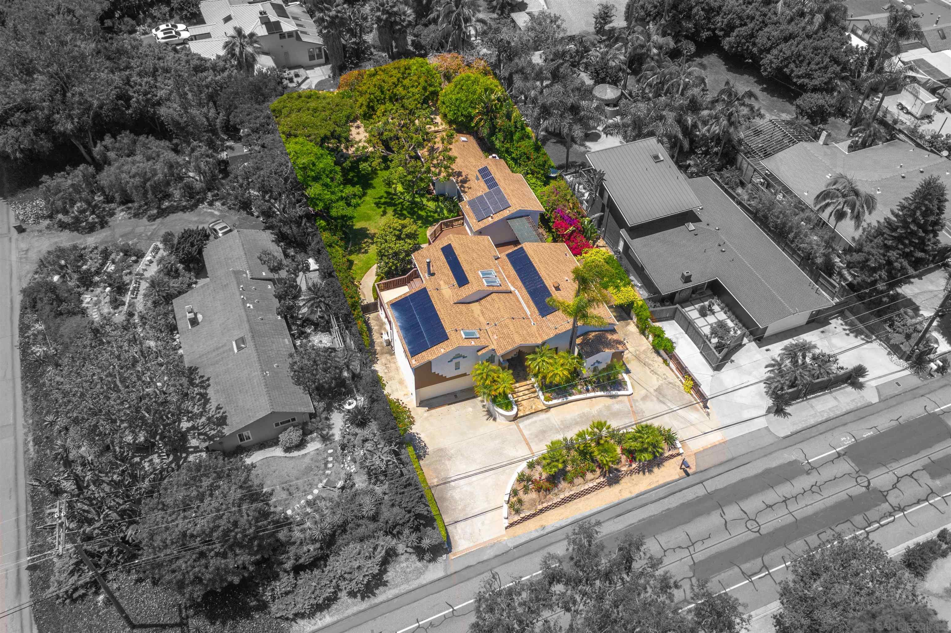 Single Family Residence, 526 Saxony rd, Encinitas, CA 92024 - 1