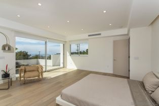 , 8665 Glenwick ln, La Jolla, CA 92037 - 12