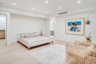 , 8665 Glenwick ln, La Jolla, CA 92037 - 14