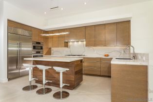 , 8665 Glenwick ln, La Jolla, CA 92037 - 8