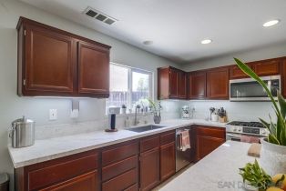 Single Family Residence, 31979 Rosales ave, Murrieta, CA 92563 - 12