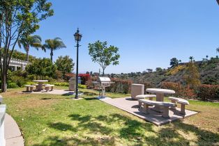 Single Family Residence, 6013 Oakgate row, La Jolla, CA 92037 - 4
