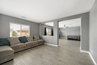 Single Family Residence, 31528 Whitecrown dr, Murrieta, CA 92563 - 17