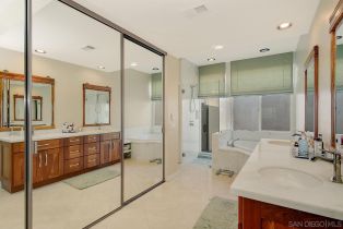 , 6643 Caminito Hermitage, La Jolla, CA 92037 - 12