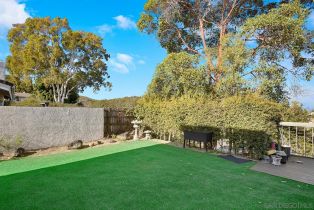 , 6643 Caminito Hermitage, La Jolla, CA 92037 - 5