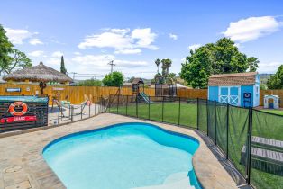 Single Family Residence, 13225 Waltham ave, Poway, CA 92064 - 27