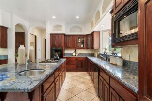 Single Family Residence, 15718 Circo Diegueno, Rancho Santa Fe, CA 92091 - 10