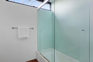 Single Family Residence, 7 Terrace, Santa Monica, CA 90401 - 34