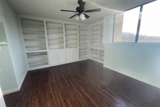 , 2420 Torrey Pines rd, La Jolla, CA 92037 - 9