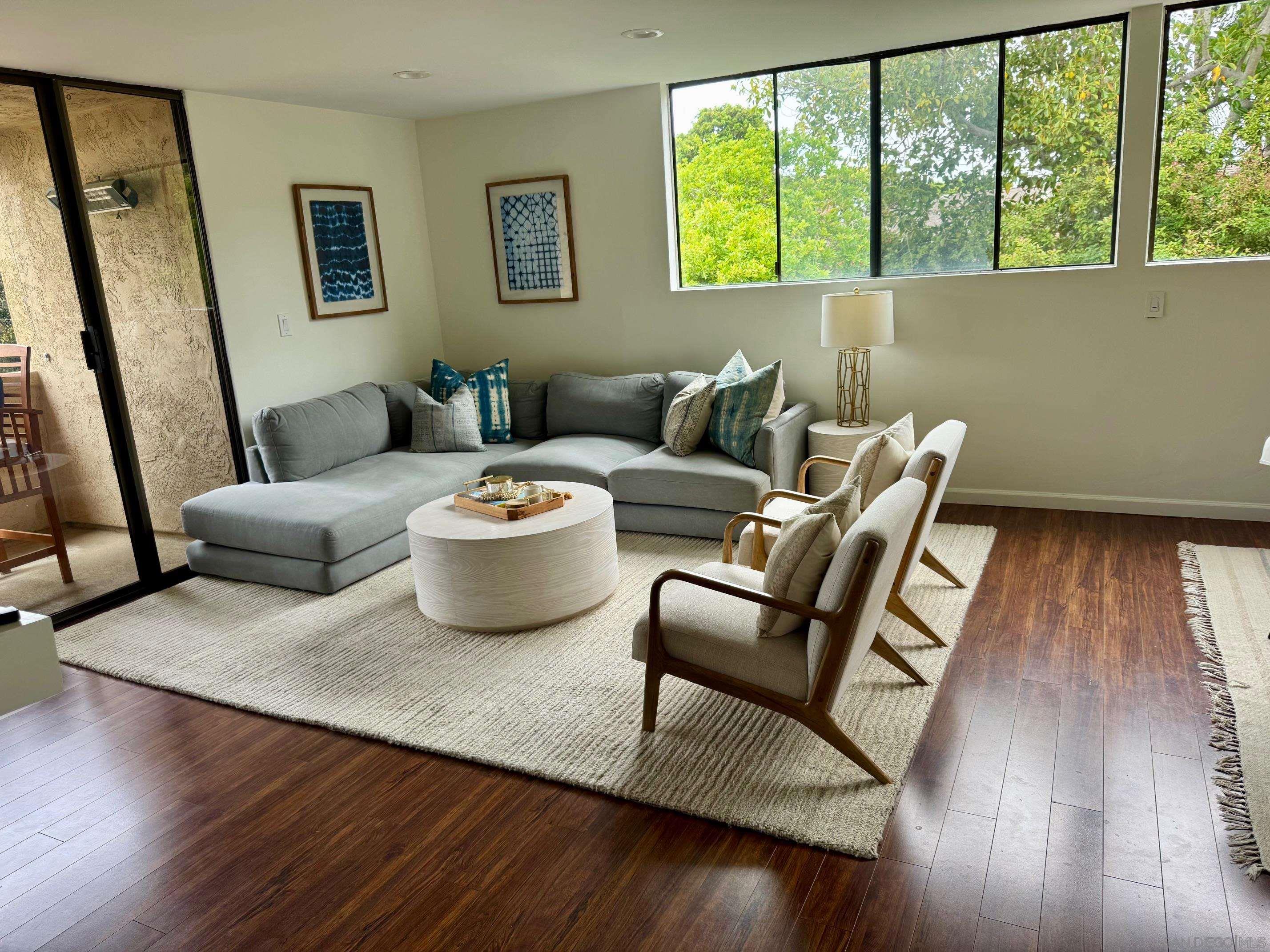 , 2420 Torrey Pines rd, La Jolla, CA 92037 - 1