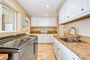 Single Family Residence, 16879 Saint Andrews dr, Poway, CA 92064 - 16