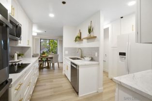 Condominium, 8263 Camino Del Oro, La Jolla, CA  La Jolla, CA 92037