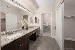 Condominium, 9229 Regents rd, La Jolla, CA 92037 - 16