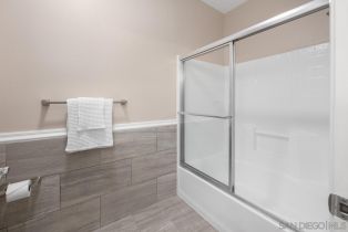 Condominium, 9229 Regents rd, La Jolla, CA 92037 - 18