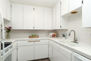 Condominium, 801 C ave, Coronado, CA 92118 - 10