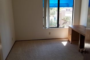 , 8328 Regents rd, La Jolla, CA 92122 - 12