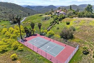 Single Family Residence, 17156 Dos Hermanos, Poway, CA 92064 - 5