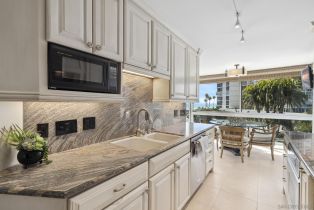 Condominium, 1770 Avenida Del Mundo, Coronado, CA 92118 - 4