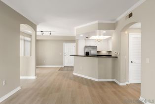 , 9253 Regents rd, La Jolla, CA 92037 - 4