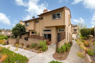 Condominium, 2510 Woodlands way, Oceanside, CA 92054 - 2