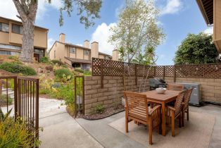 Condominium, 2510 Woodlands way, Oceanside, CA 92054 - 3