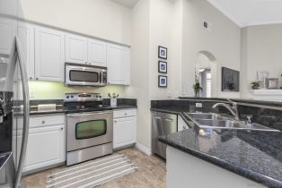 Condominium, 9253 Regents rd, La Jolla, CA 92037 - 13