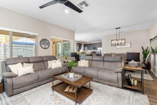 Single Family Residence, 216 Oberlander way, Fallbrook, CA 92028 - 6