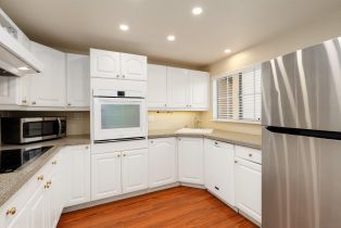 Condominium, 2870 Andover ave, Carlsbad, CA 92010 - 3