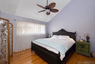 Condominium, 8437 Via Mallorca, La Jolla, CA 92037 - 11