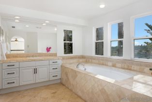 Single Family Residence, 6213 Paseo Privado, Carlsbad, CA 92009 - 40