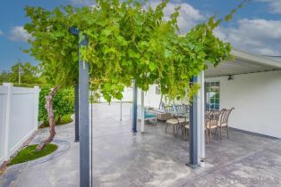 Single Family Residence, 15380 Via La Gitano, Poway, CA 92064 - 33