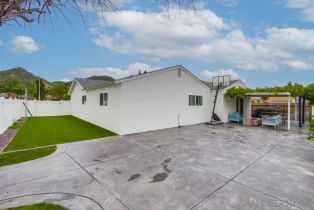 Single Family Residence, 15380 Via La Gitano, Poway, CA 92064 - 35