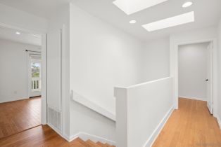 Single Family Residence, 2505 Hidden Valley pl, La Jolla, CA 92037 - 31