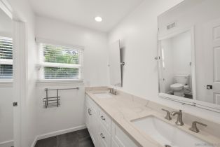 Single Family Residence, 2505 Hidden Valley pl, La Jolla, CA 92037 - 34