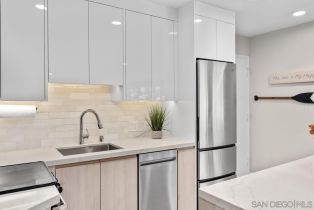 Condominium, 8040 Girard ave, La Jolla, CA 92037 - 15