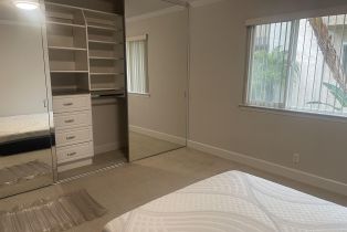 , 8604 Via Mallorca, La Jolla, CA 92037 - 7